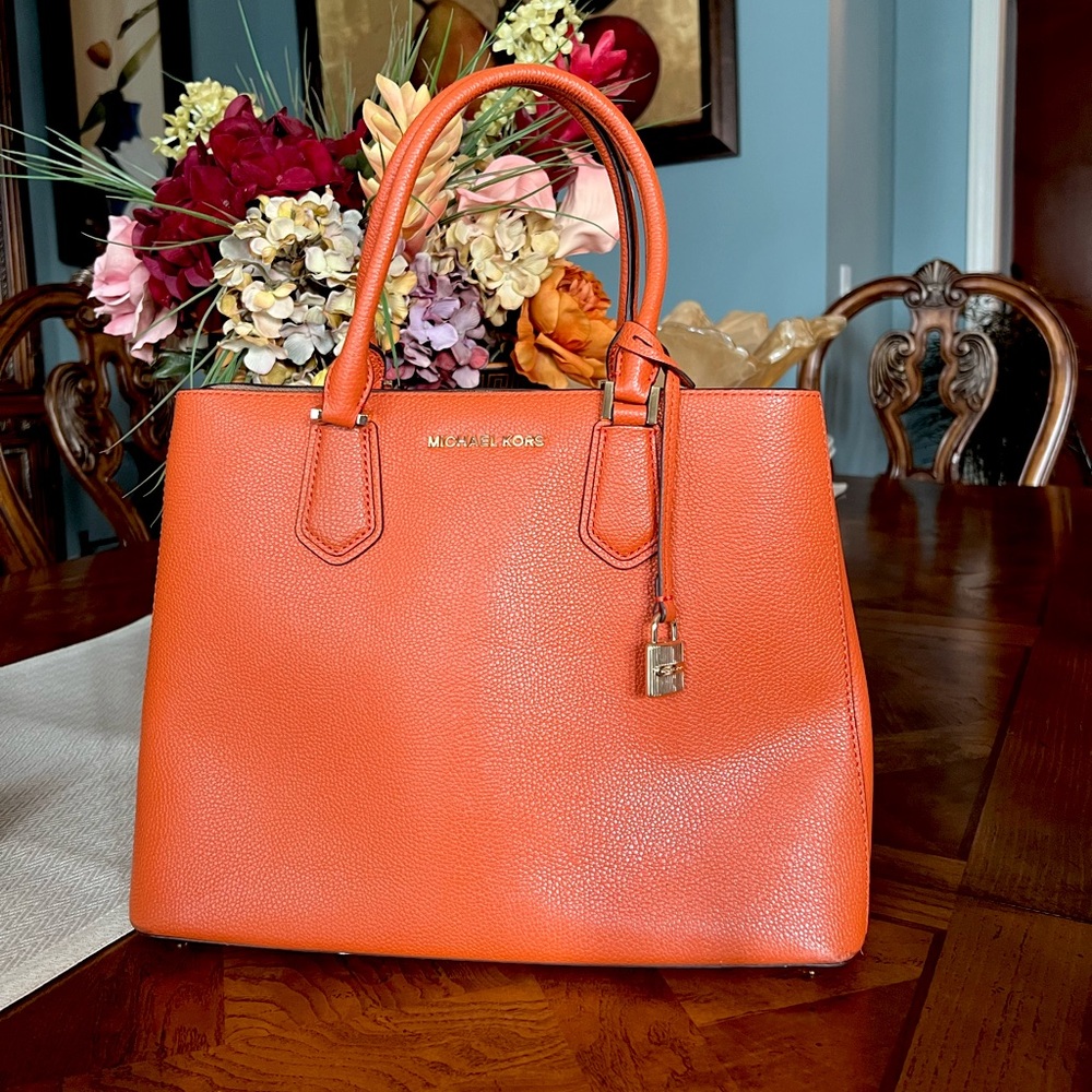 Michael Kors Women's Mercer Medium Tote